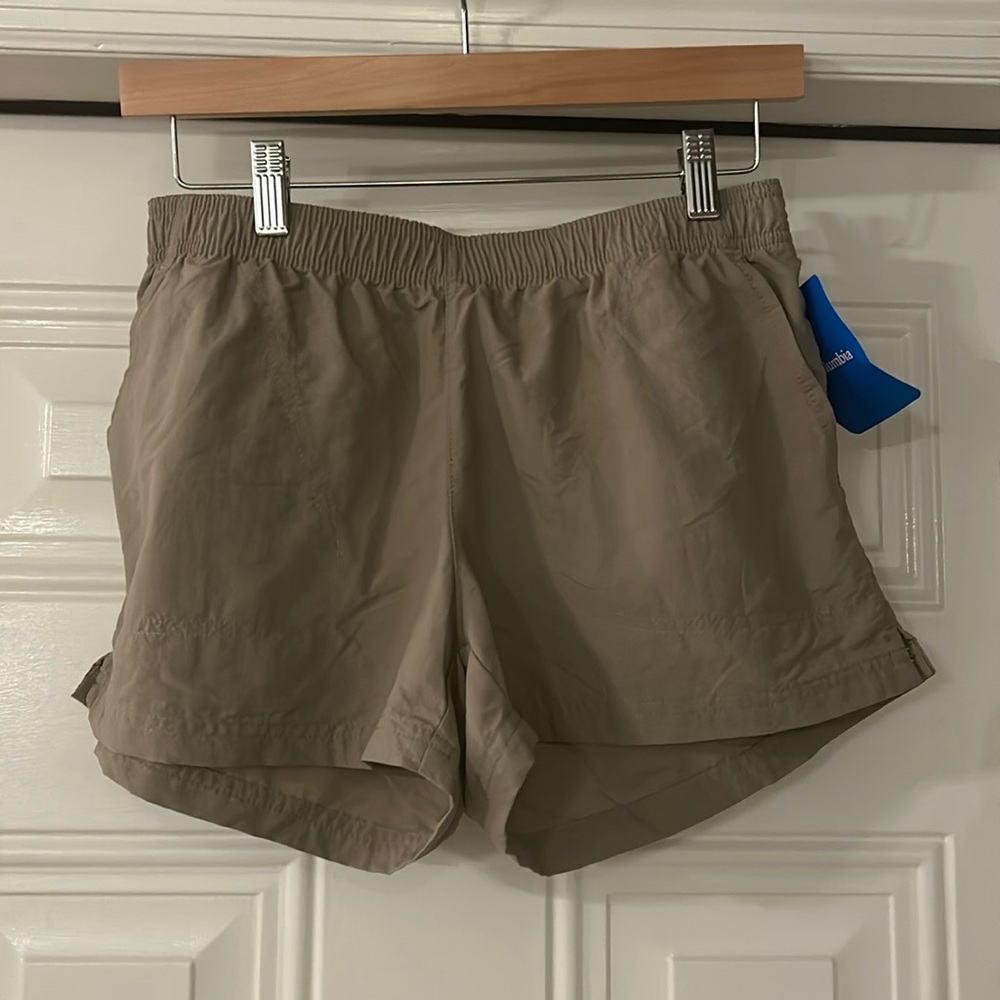 Small Khaki Columbia Shorts